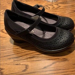 JBU by Jambu black Mary Jane wedges